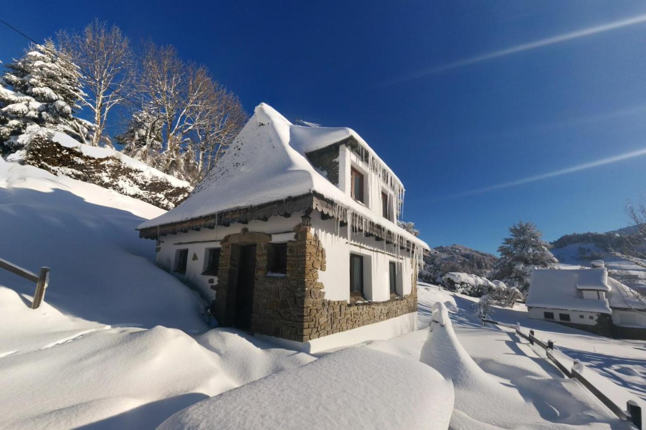 Вилла Chalet Avec Vue Panoramique Sur Le Plomb Du Cantal Сен-Жак-де-Бла Экстерьер фото